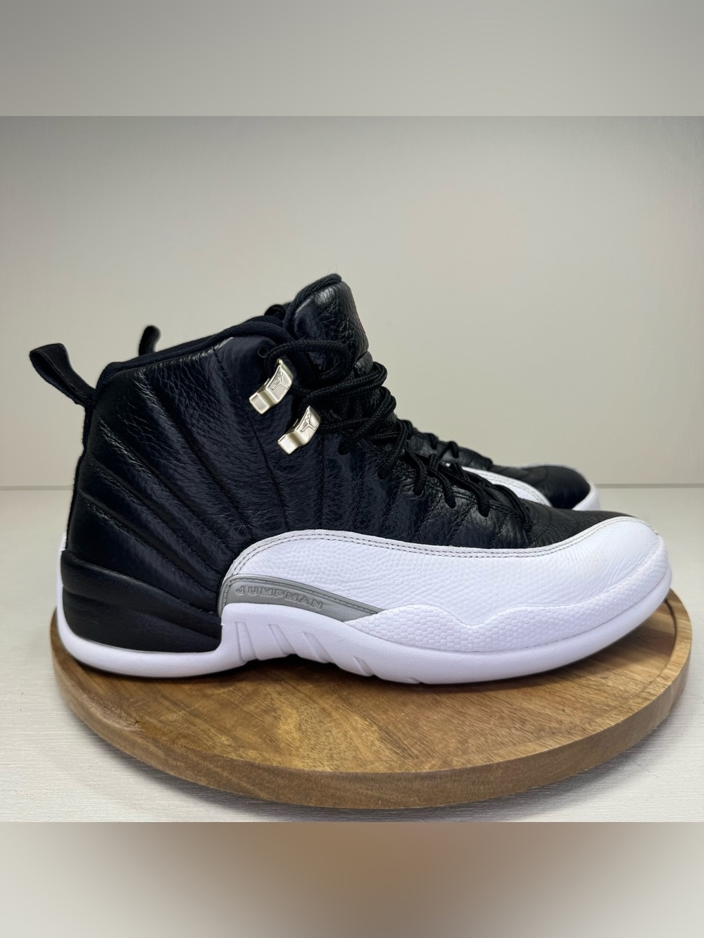 Air Jordan 12 Retro Playoffs 2022 Men’s Size 9.5 Black And White CT8013-006